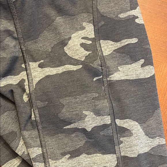 Athleta Camo leggings - Picture 5 of 5